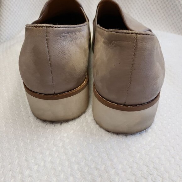 Franco Sarto Hailie 2 Womens Shoes Loafer Size 7.5 Tan Taupe Cream Pre-Owned - Picture 6 of 13